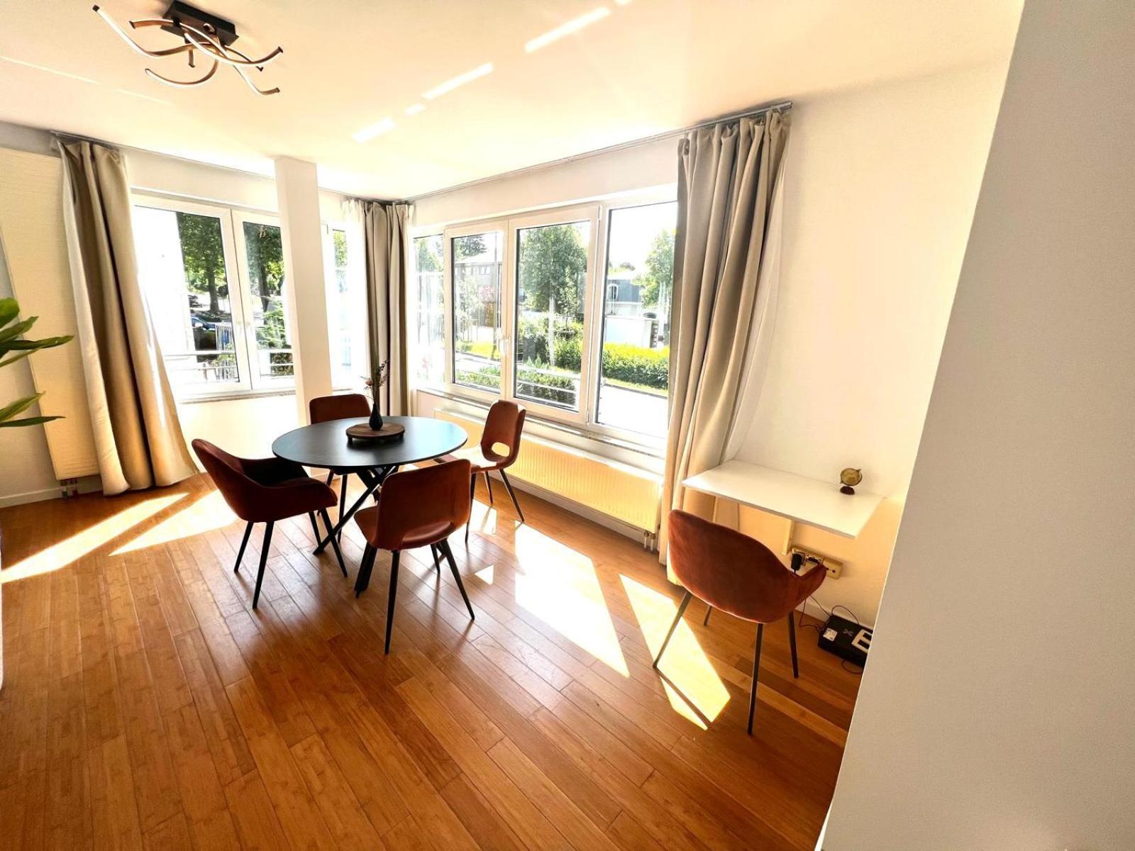 Wolu Suites Брюссель Экстерьер фото